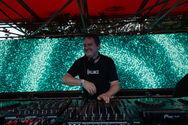 Jamie Stevens Press pic | BALANCE MUSIC Jamie Stevens Press pic